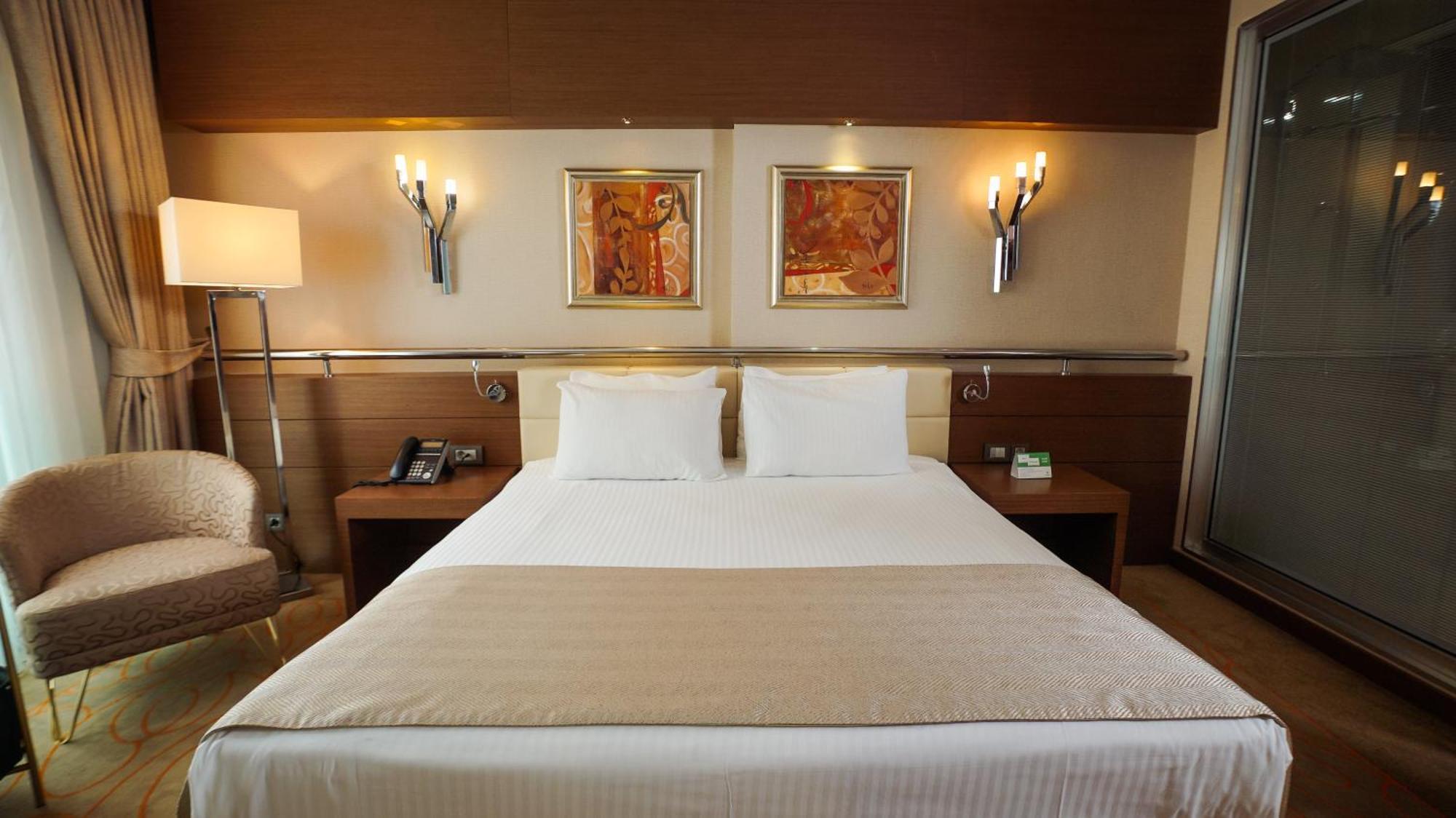 Holiday Inn Ankara-Kavaklidere By Ihg Zewnętrze zdjęcie