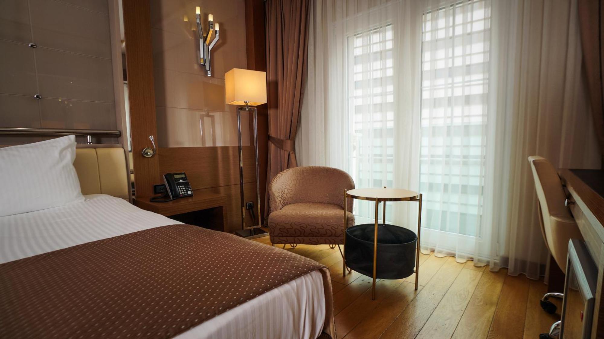 Holiday Inn Ankara-Kavaklidere By Ihg Zewnętrze zdjęcie